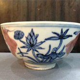 大明萬歷年制款，青花秞里紅魚紋碗